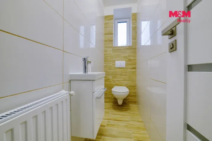 Prodej rodinného domu, Luby, Revoluční, 218 m2