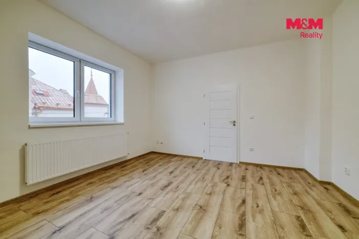 Prodej činžovního domu, Luby, Revoluční, 218 m2