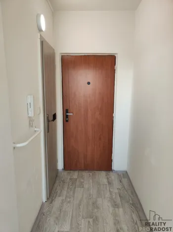 Pronájem bytu 1+1, Chomutov, 17. listopadu, 36 m2