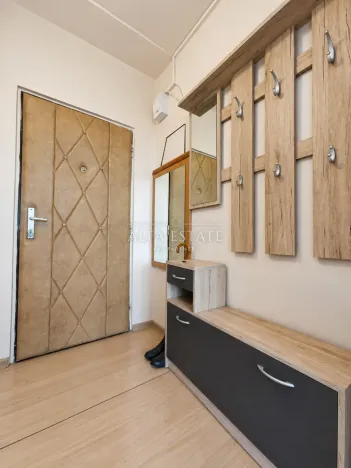 Pronájem bytu 1+kk, Karlovy Vary, Fibichova, 18 m2