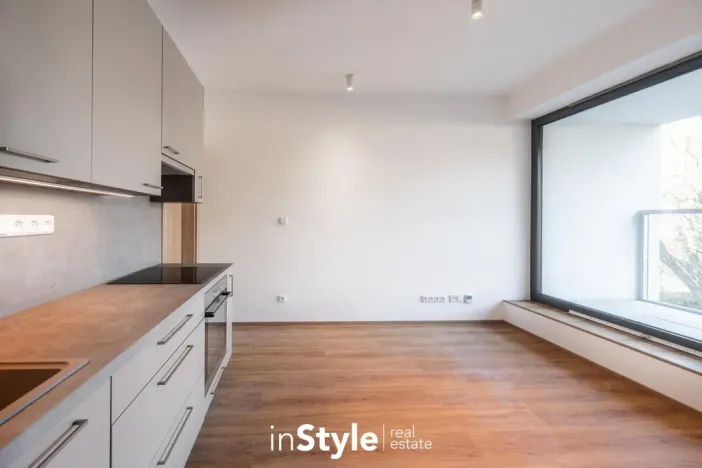 Pronájem bytu 2+kk, Uherské Hradiště, 28. října, 45 m2