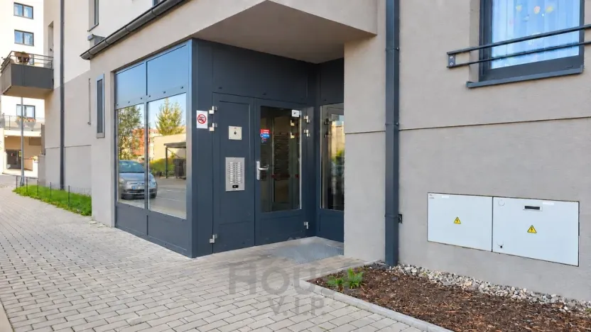 Prodej bytu 2+kk, Praha - Letňany, Škrábkových, 42 m2