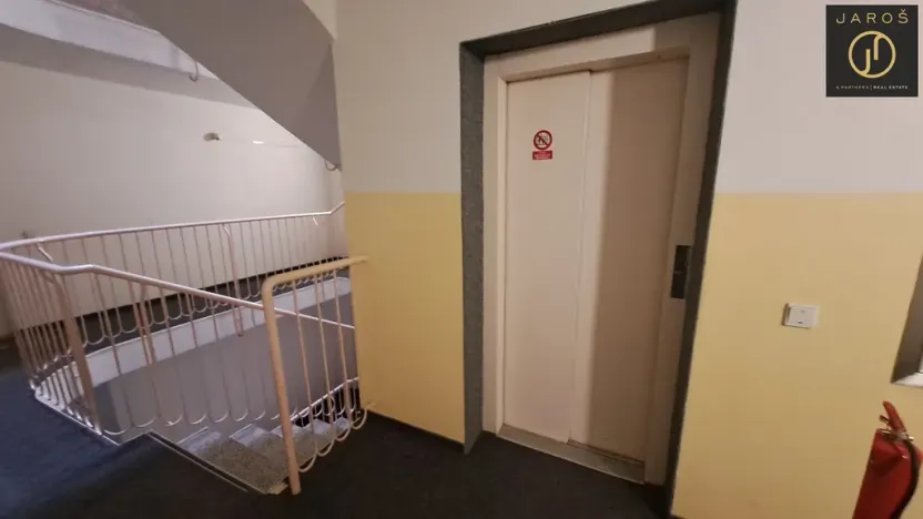 Prodej bytu 4+1, Karlovy Vary, Blahoslavova, 142 m2