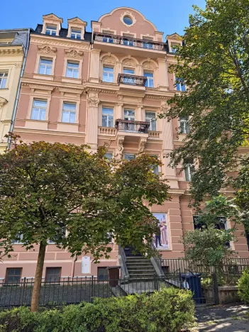 Prodej bytu 3+kk, Karlovy Vary, Sadová, 95 m2