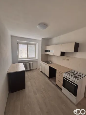 Pronájem bytu 3+1, Hradec Králové, Labská kotlina, 74 m2