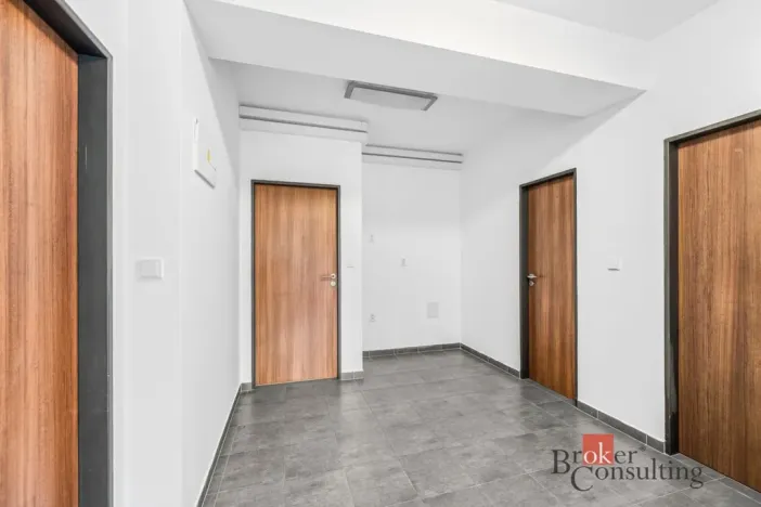 Pronájem kanceláře, Plzeň - Jižní Předměstí, Radobyčická, 54 m2