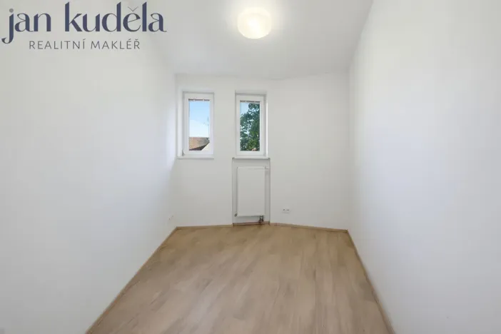 Pronájem pokoje, Brno, Trávníky, 9 m2