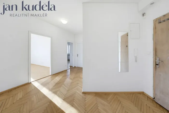 Pronájem pokoje, Brno, Trávníky, 9 m2