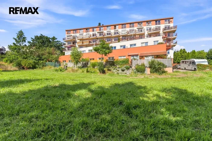 Prodej bytu 2+kk, Kamenice - Ládví, Benešovská, 60 m2