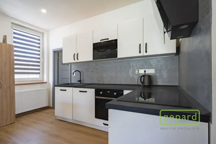 Prodej bytu 2+kk, Hranice, Vítězná, 57 m2