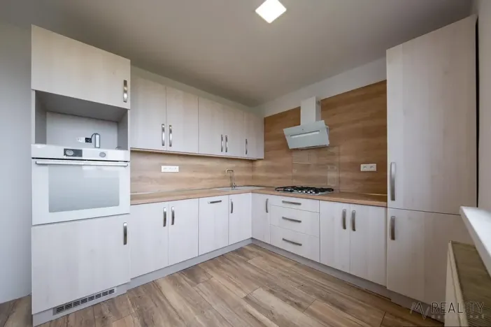 Pronájem bytu 2+1, Ostrava, Varenská, 58 m2