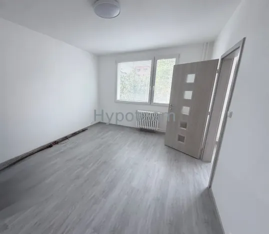 Pronájem bytu 1+1, Ústí nad Labem - Severní Terasa, Šumavská, 34 m2