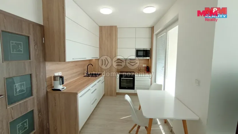 Pronájem bytu 1+kk, Most, Radniční, 34 m2