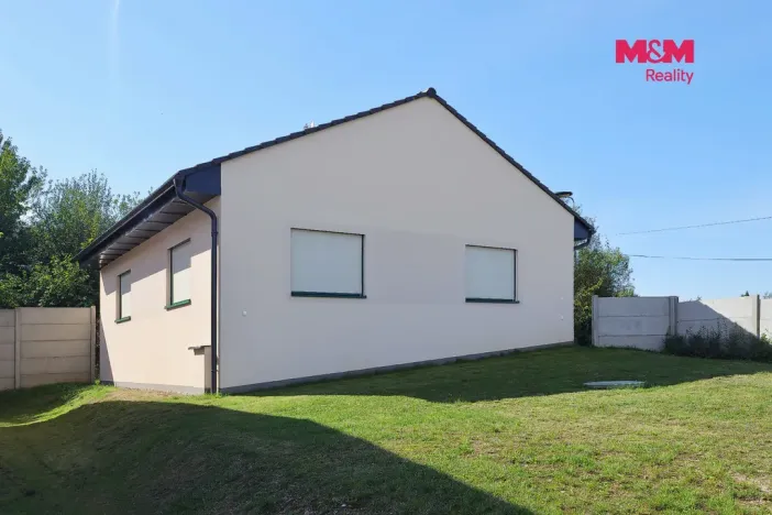 Prodej obchodního prostoru, Zbraslavice, 1381 m2