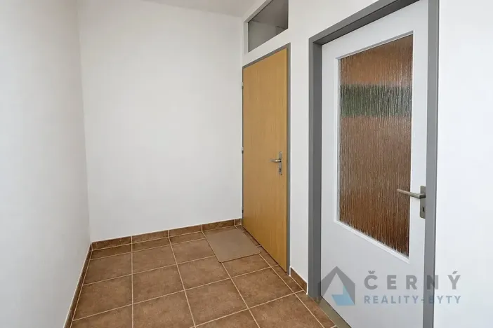 Pronájem bytu 1+kk, Liberec, nám. Sokolovské, 45 m2