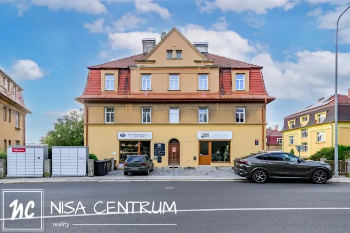 Pronájem bytu 1+1, Liberec - Liberec I-Staré Město, nám. Žižkovo, 40 m2