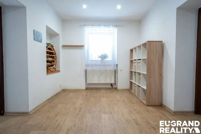 Prodej rodinného domu, Lučany nad Nisou, 235 m2