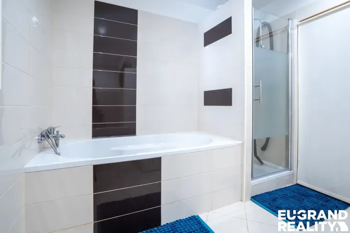 Prodej rodinného domu, Lučany nad Nisou, 235 m2