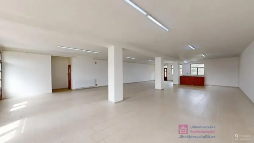 Pronájem obchodního prostoru, Rakvice, Zahradní, 144 m2