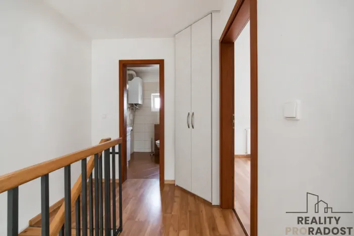 Prodej bytu 3+kk, Hovorčovice, Řipská, 75 m2