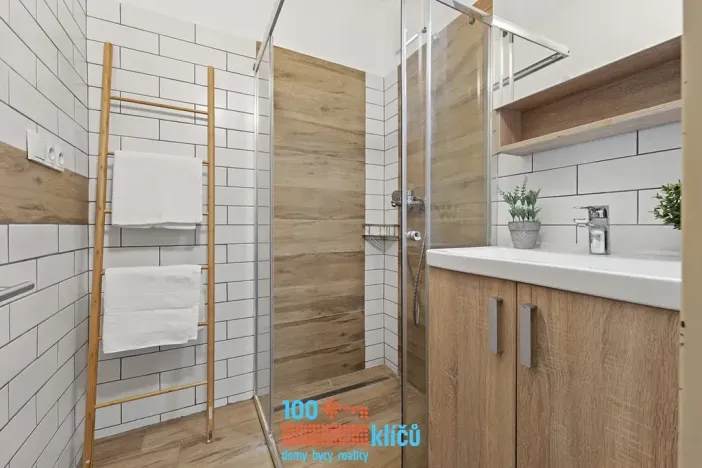 Prodej bytu 2+1, Praha - Karlín, Molákova, 63 m2