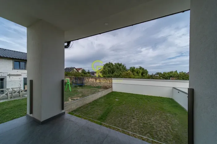 Prodej rodinného domu, Podolanka, V Ohradě, 129 m2