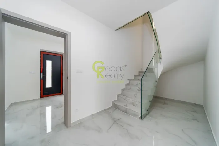 Prodej rodinného domu, Podolanka, V Ohradě, 129 m2