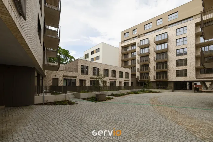 Pronájem bytu 1+kk, Brno, Bratislavská, 35 m2