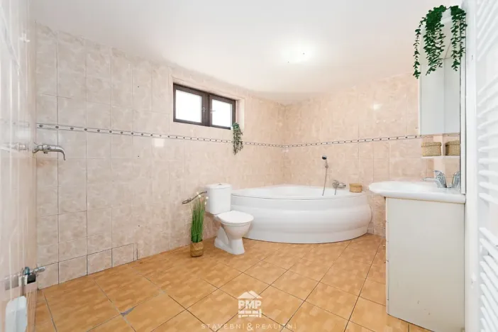 Prodej rodinného domu, Malešovice, 238 m2