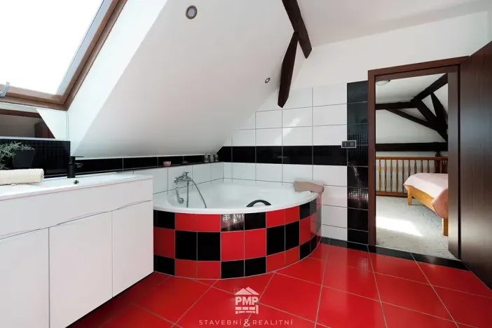 Prodej rodinného domu, Malešovice, 238 m2