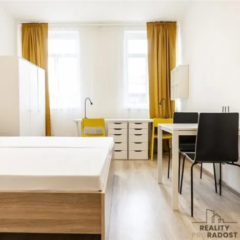Pronájem bytu 1+kk, Brno, Hybešova, 22 m2