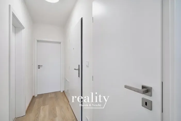 Pronájem bytu 2+kk, Znojmo, Vančurova, 49 m2