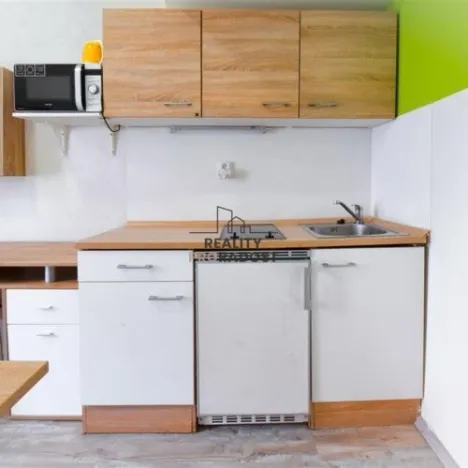 Pronájem bytu 1+kk, Brno, Hybešova, 23 m2