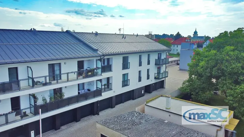 Pronájem bytu 3+kk, Holice, Hradecká, 71 m2