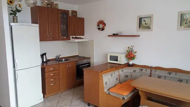 Pronájem bytu 1+kk, Brno, Zikova, 33 m2