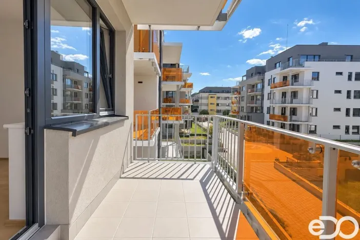 Pronájem bytu 2+kk, Praha, Za Pískovnou, 61 m2