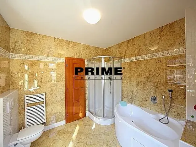 Pronájem rodinného domu, Praha, Na cípu, 440 m2