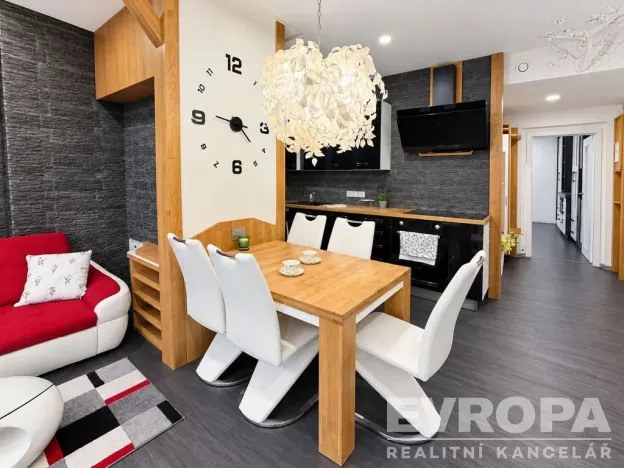 Prodej bytu 2+kk, Plzeň - Severní Předměstí, Křížkova, 76 m2