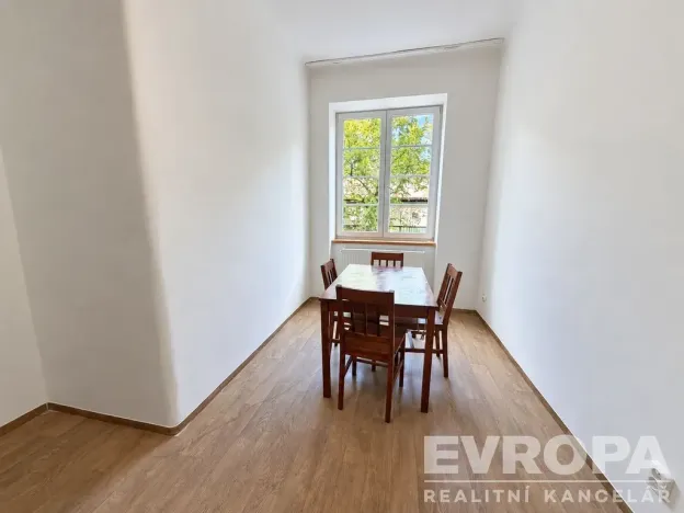 Pronájem bytu 2+kk, Plzeň - Jižní Předměstí, Stehlíkova, 56 m2