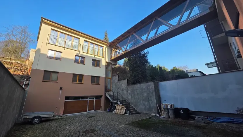 Prodej vícegeneračního domu, Náchod, Komenského, 1000 m2