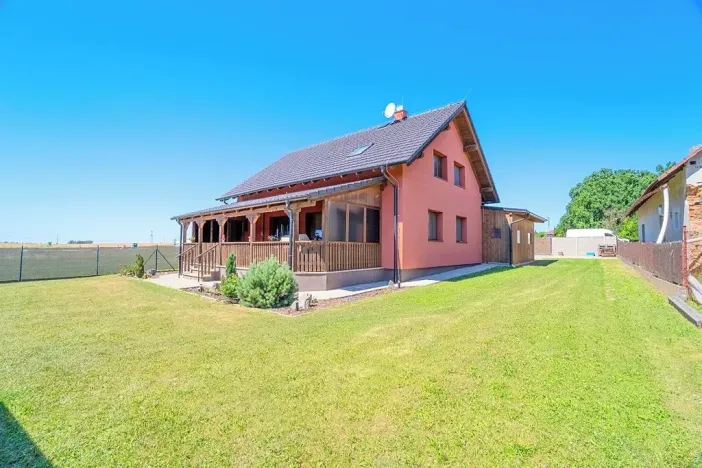 Prodej rodinného domu, Libeř, 246 m2