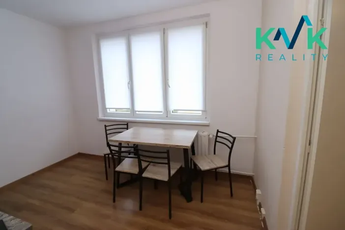 Prodej bytu 3+1, Horní Slavkov, Školní, 62 m2