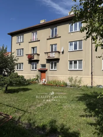 Prodej bytu 3+1, Pardubice, Sezemická, 58 m2