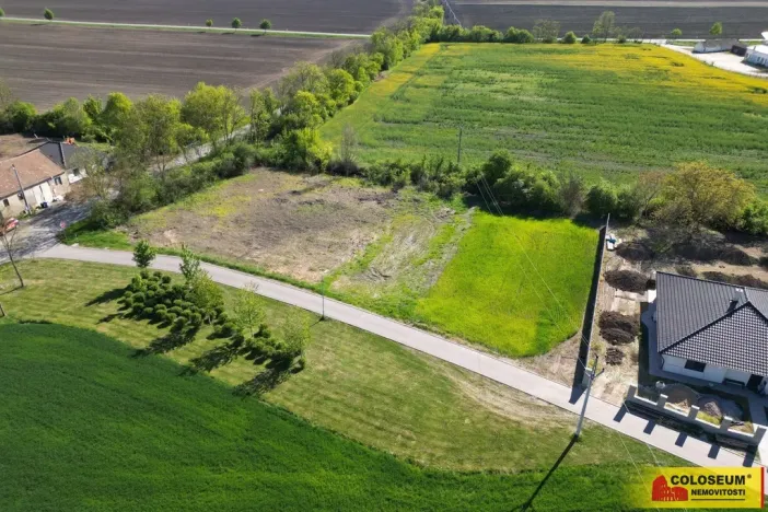 Prodej pozemku pro bydlení, Strachotice - Micmanice, 964 m2