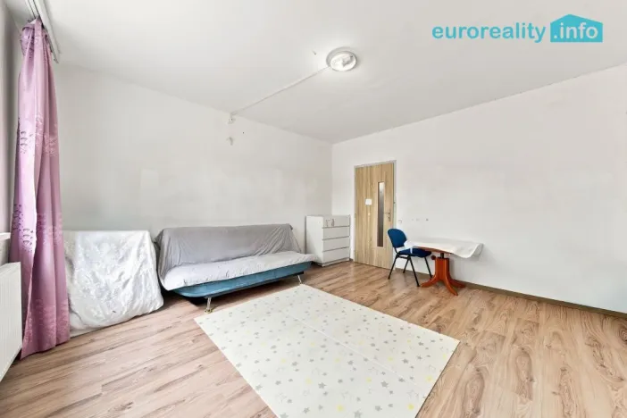 Prodej bytu 2+1, Stráž pod Ralskem, Máchova, 42 m2