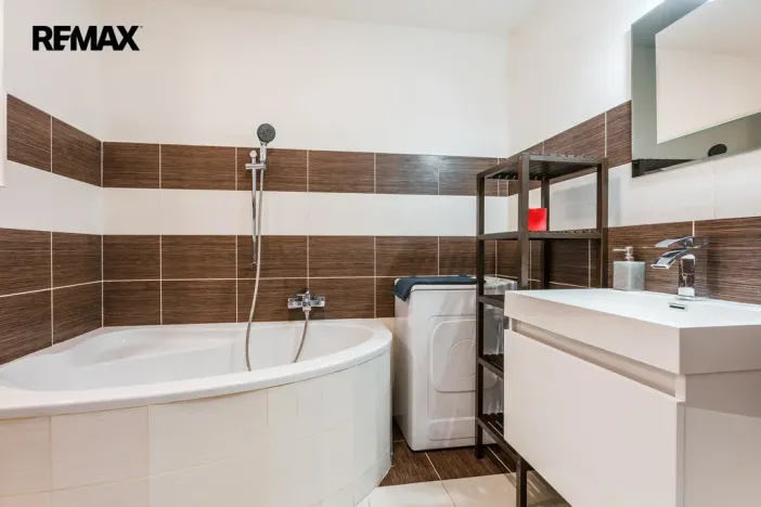 Pronájem bytu 3+kk, Praha - Hostivař, Loučimská, 63 m2