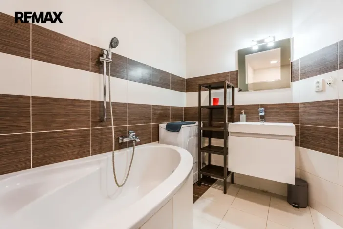 Pronájem bytu 3+kk, Praha - Hostivař, Loučimská, 63 m2