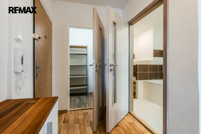 Pronájem bytu 3+kk, Praha - Hostivař, Loučimská, 63 m2