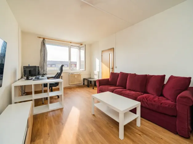Prodej bytu 2+1, Milovice - Mladá, Průběžná, 65 m2