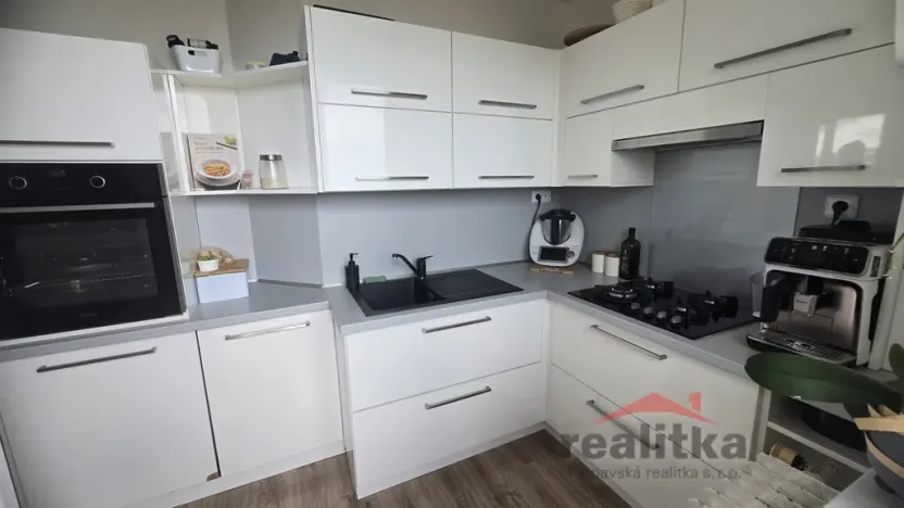 Prodej bytu 2+1, Opava - Předměstí, Haškova, 52 m2